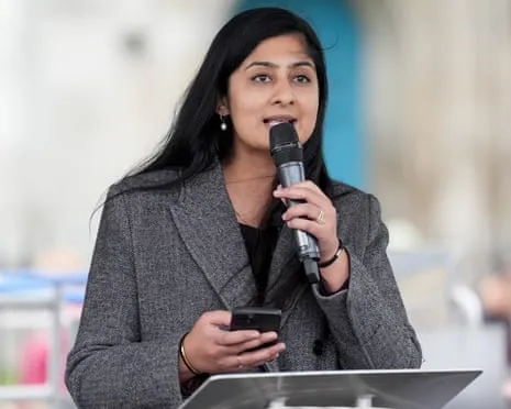 The Coventry South MP Consults Defamation Legal Experts In the Wake of Dispute Involving Jeremy Corbyn Regarding Party Finances
